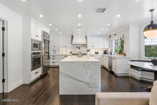 4188 Cresthaven Drive, Westlake Village, CA 91362