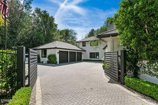 4188 Cresthaven Drive, Westlake Village, CA 91362