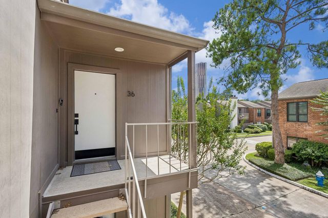 1201 Bering Drive 36, Houston, TX 77057