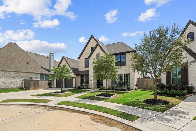 29819 Autumn Maple Court, Fulshear, TX 77494