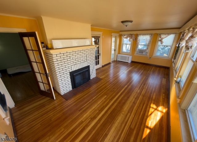 288 Paterson Ave, Little Falls Twp., NJ 07424