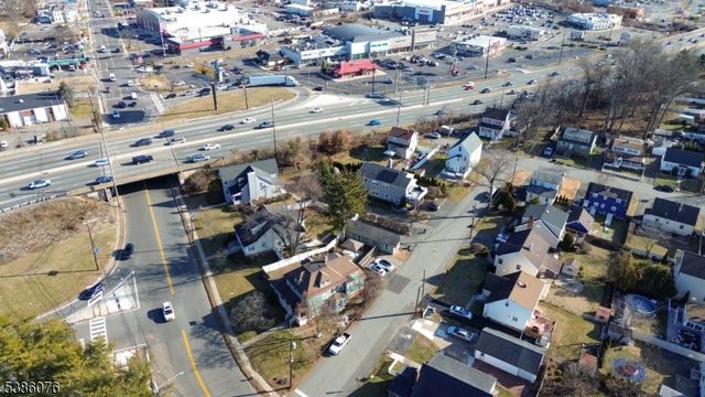 288 Paterson Ave, Little Falls Twp., NJ 07424