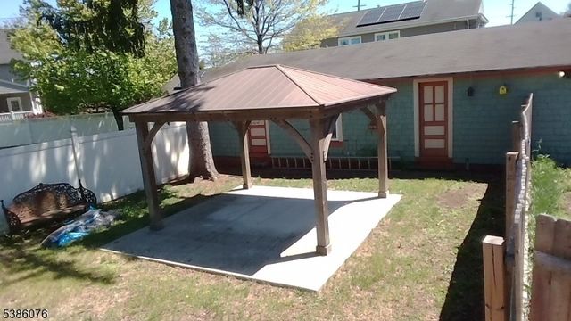 288 Paterson Ave, Little Falls Twp., NJ 07424