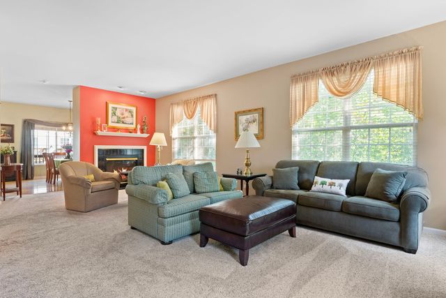 161 Patrick Avenue, Willow Springs, IL 60480