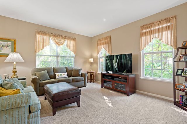 161 Patrick Avenue, Willow Springs, IL 60480