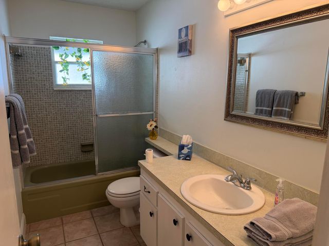 1904 SW 13th Way, Boynton Beach, FL 33426