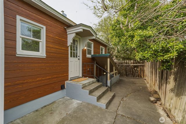 1011 Waverly Street, Walla Walla, WA 99362