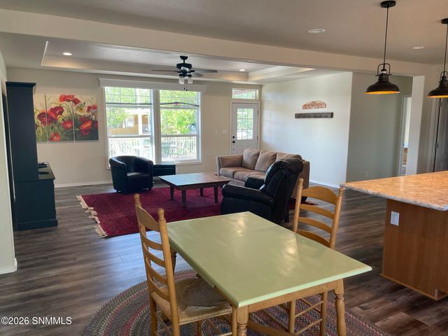 3645 Lucky Lindy Lane, Las Cruces, NM 88007