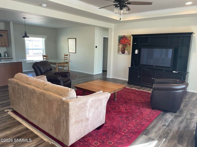 3645 Lucky Lindy Lane, Las Cruces, NM 88007