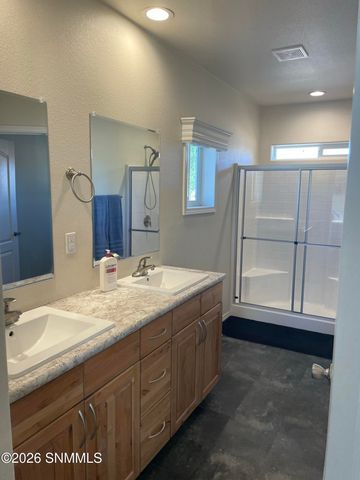 3645 Lucky Lindy Lane, Las Cruces, NM 88007