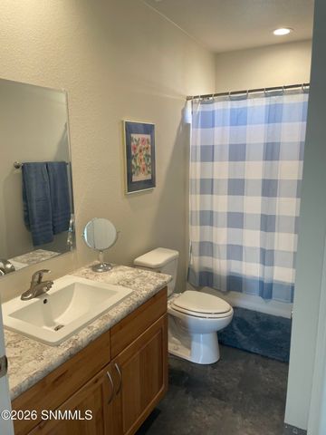 3645 Lucky Lindy Lane, Las Cruces, NM 88007