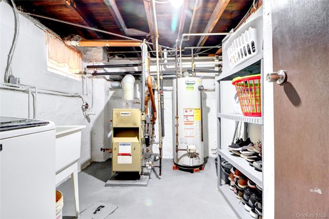 6510 80th Avenue, Glendale, NY 11385