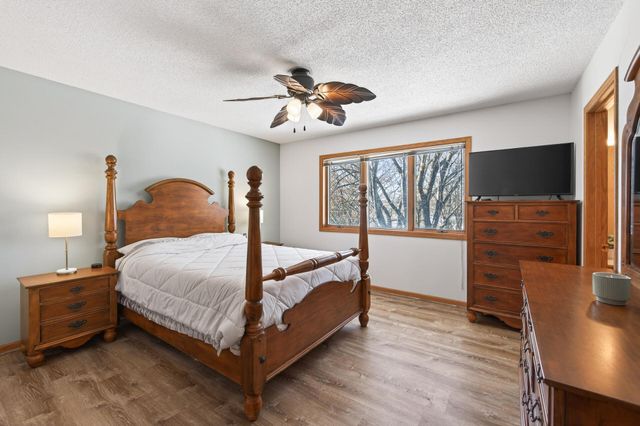 268 Shamrock Drive, Mahtomedi, MN 55115