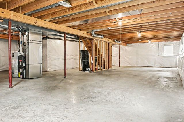 50292 Linnwood Drive, Elkhart, IN 46514