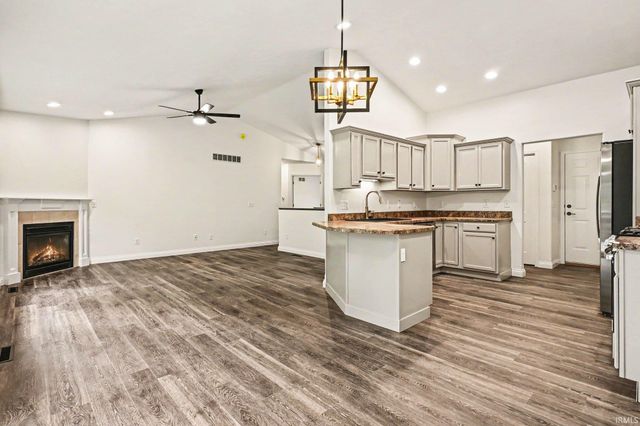 50292 Linnwood Drive, Elkhart, IN 46514