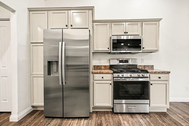 50292 Linnwood Drive, Elkhart, IN 46514