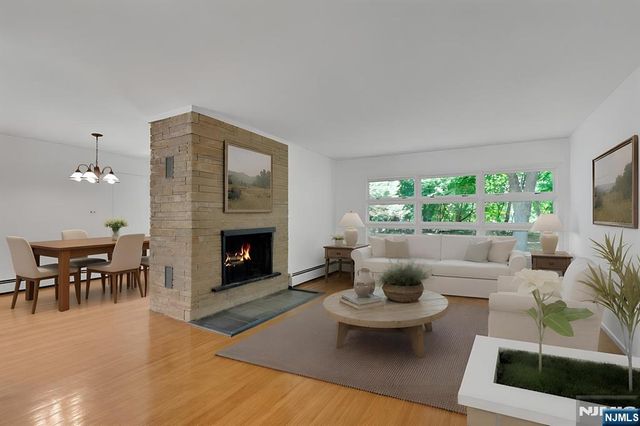 403 Oakland Avenue, Oakland, NJ 07436