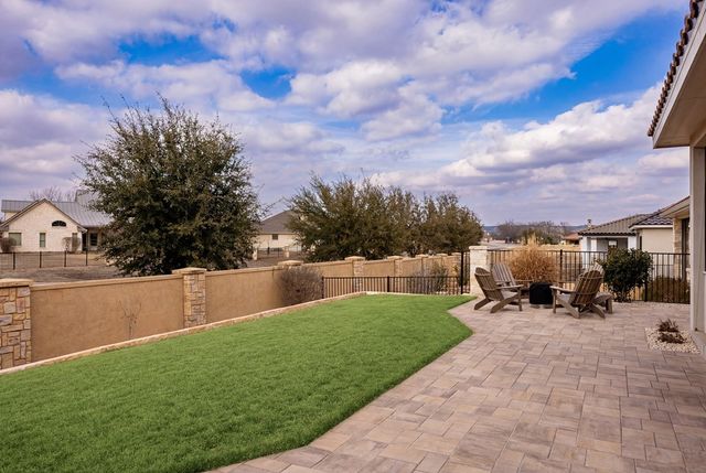 2040 Toscano Way, Kerrville, TX 78028