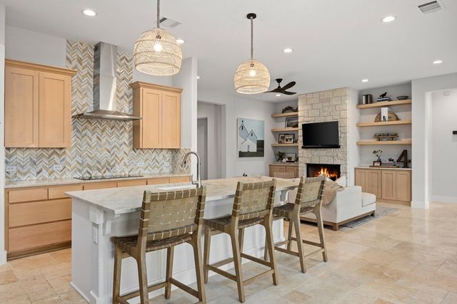 2040 Toscano Way, Kerrville, TX 78028