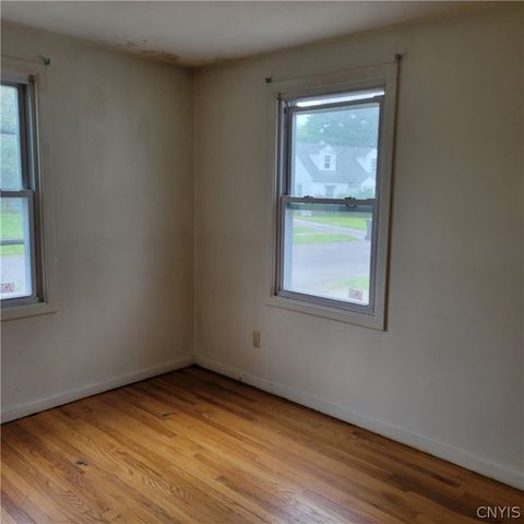 207 Brooklea Drive, Syracuse, NY 13207