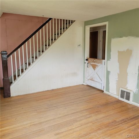 207 Brooklea Drive, Syracuse, NY 13207