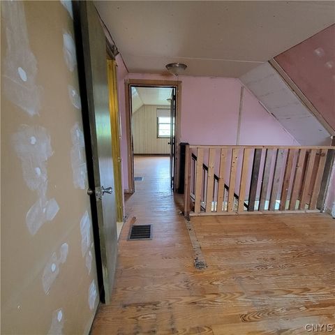 207 Brooklea Drive, Syracuse, NY 13207