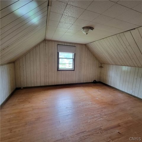 207 Brooklea Drive, Syracuse, NY 13207