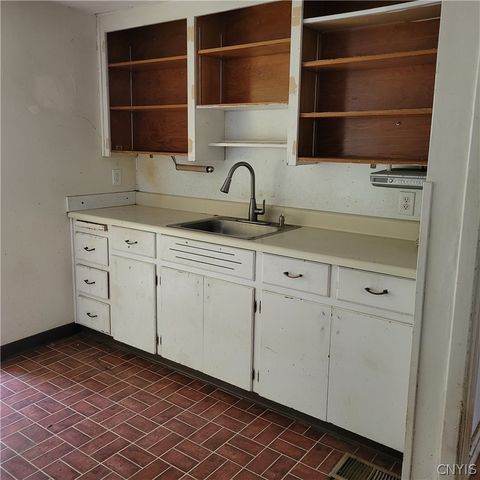 207 Brooklea Drive, Syracuse, NY 13207