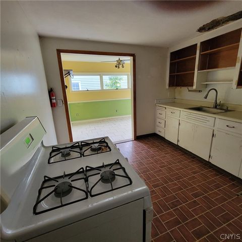 207 Brooklea Drive, Syracuse, NY 13207