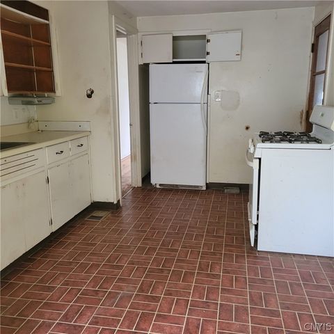 207 Brooklea Drive, Syracuse, NY 13207