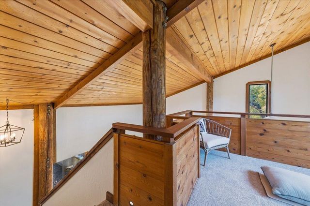 17500 Winding Oaks Rd, Grass Valley, CA 95949
