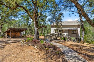 17500 Winding Oaks Rd, Grass Valley, CA 95949