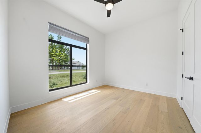 275 Dally CT, Dripping Springs, TX 78620