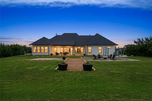 275 Dally CT, Dripping Springs, TX 78620