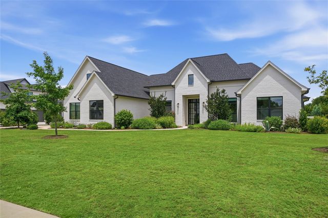 275 Dally CT, Dripping Springs, TX 78620