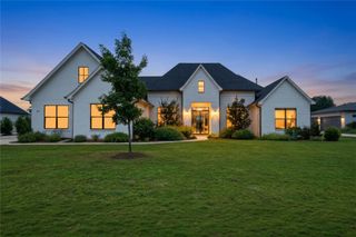 275 Dally CT, Dripping Springs, TX 78620