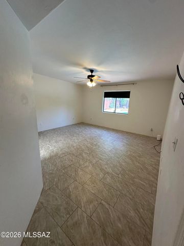 5836 E Lee Street, Tucson, AZ 85712