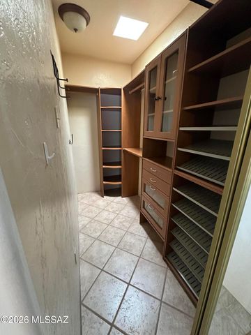 5836 E Lee Street, Tucson, AZ 85712