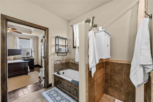 10813 NW 35th Street, Yukon, OK 73099