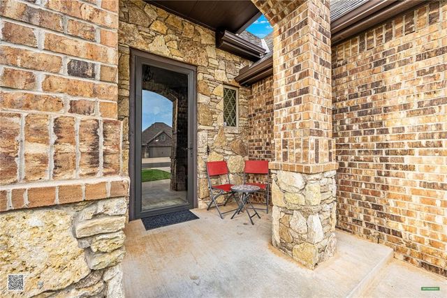 10813 NW 35th Street, Yukon, OK 73099