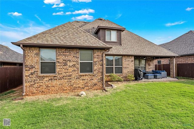 10813 NW 35th Street, Yukon, OK 73099