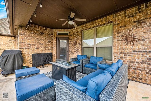 10813 NW 35th Street, Yukon, OK 73099