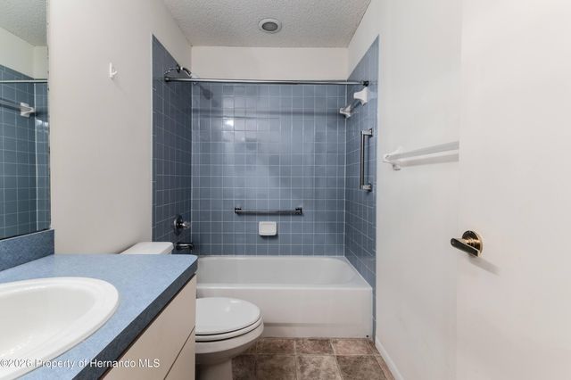 7437 Nature Walk Drive, Spring Hill, FL 34606