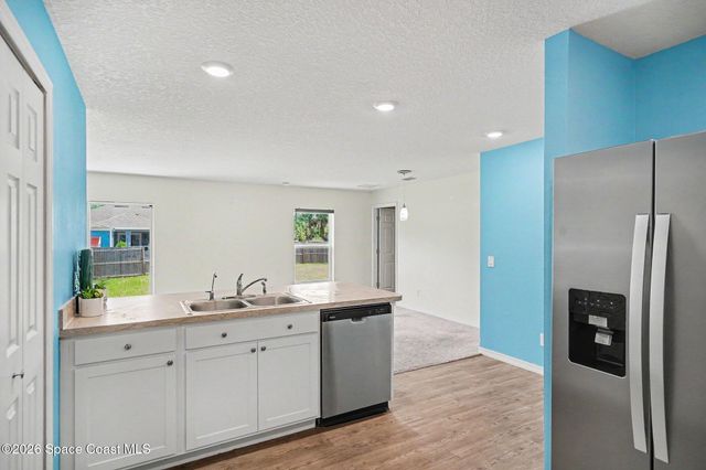 448 Scarlet Road SW 32, Palm Bay, FL 32908