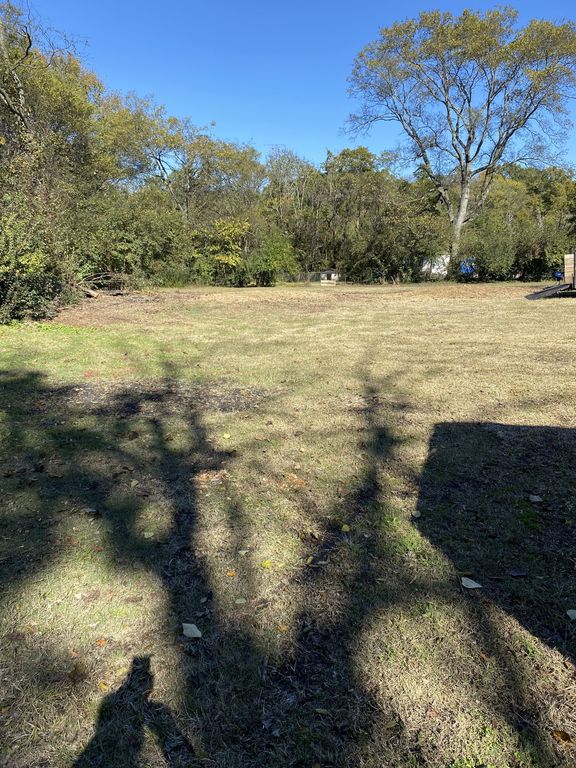 7342 Charlotte Pike, Nashville, TN 37209