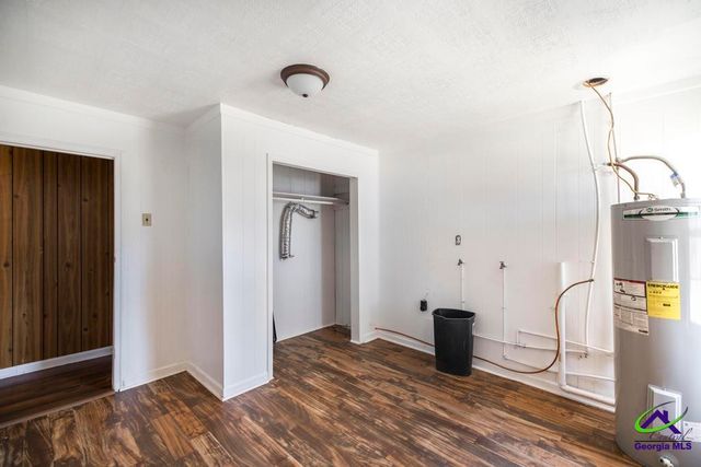 100 Glenwood Avenue 701 S. Houston Lake Road, Warner Robins, GA 31088