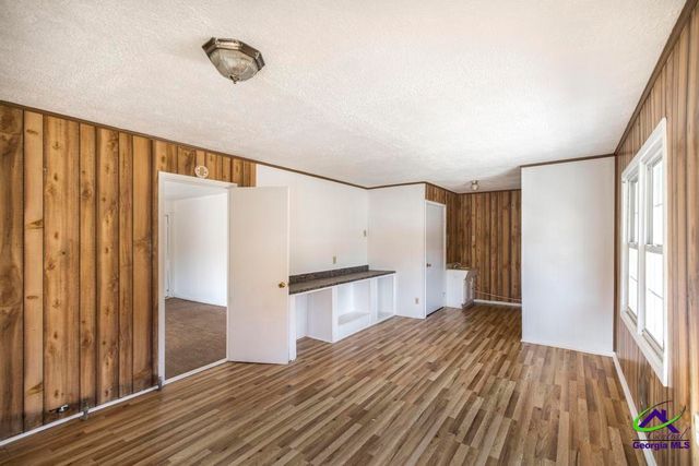 100 Glenwood Avenue 701 S. Houston Lake Road, Warner Robins, GA 31088