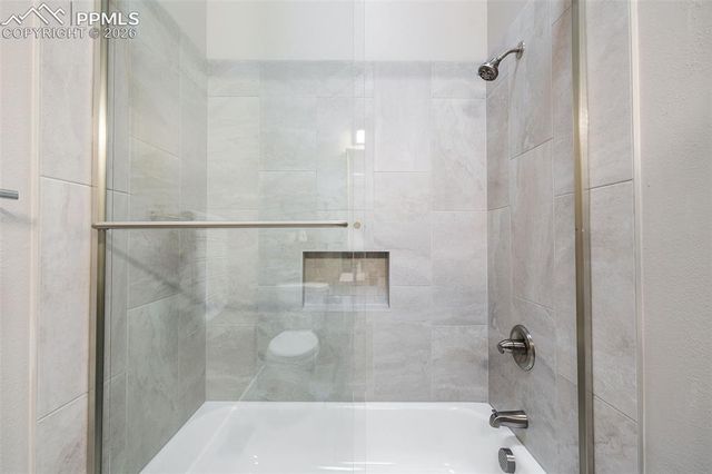 6829 Mountain Top Lane, Colorado Springs, CO 80919