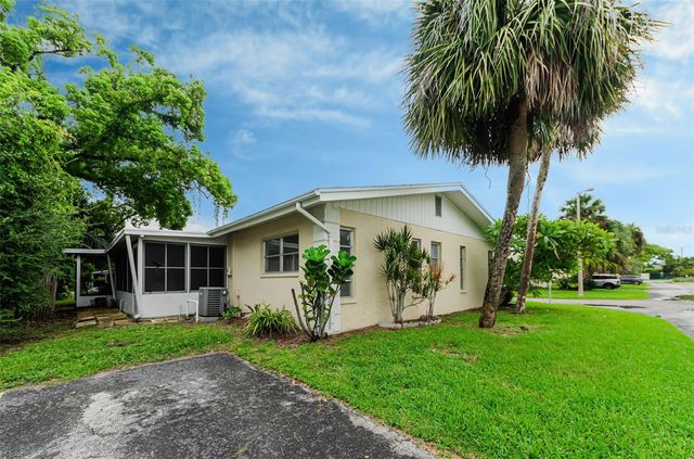 830 CAMBRIDGE COURT, Dunedin, FL 34698