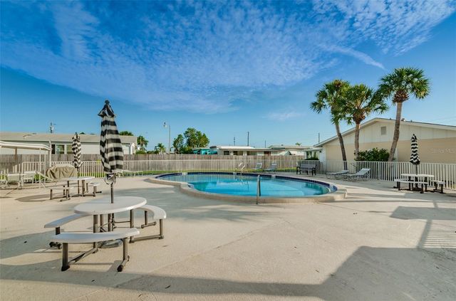 830 CAMBRIDGE COURT, Dunedin, FL 34698